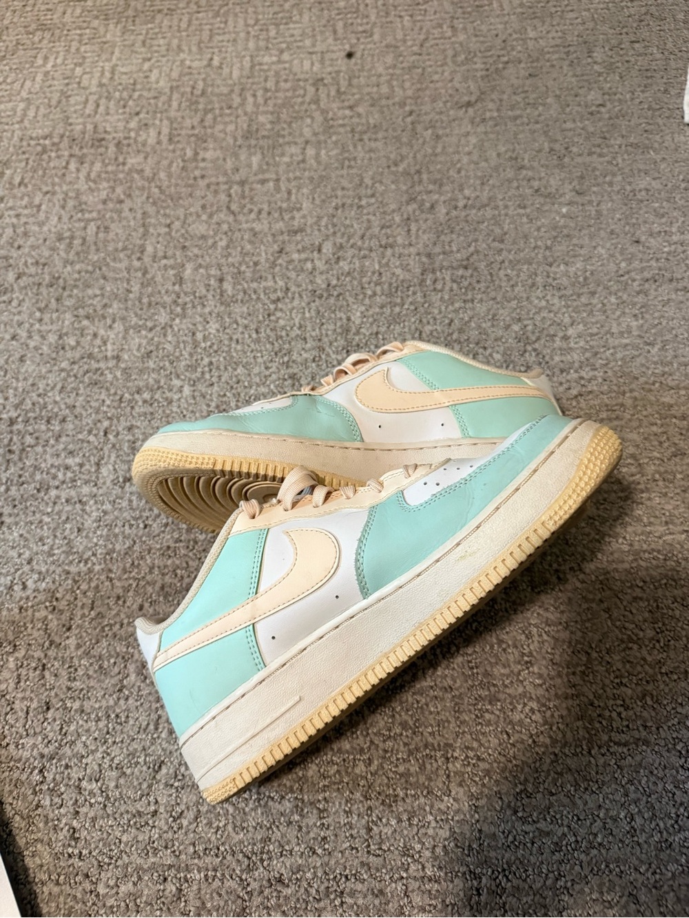Nike Air Force 1